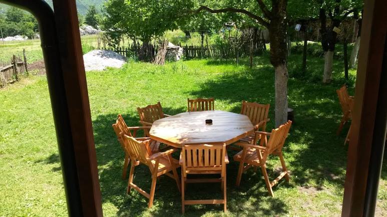 Guesthouse Mehmeti ヴァルボナ エクステリア 写真