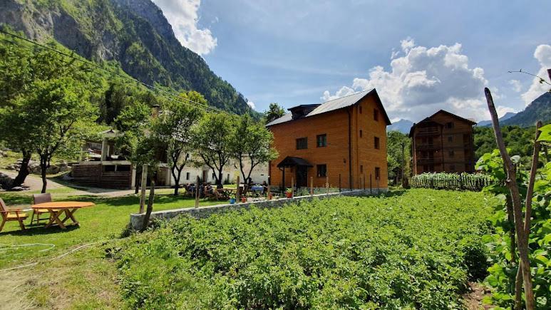 Guesthouse Mehmeti ヴァルボナ エクステリア 写真