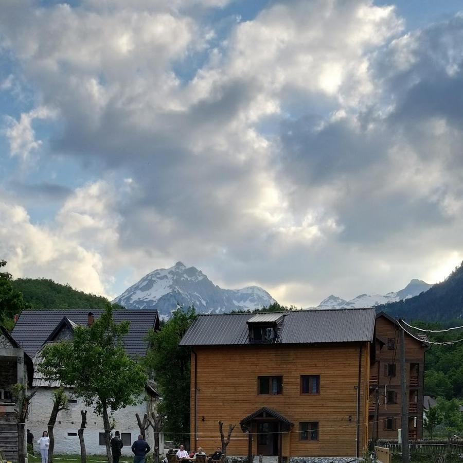 Guesthouse Mehmeti ヴァルボナ エクステリア 写真